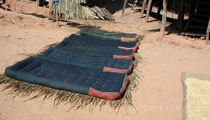 タイ族の敷布団